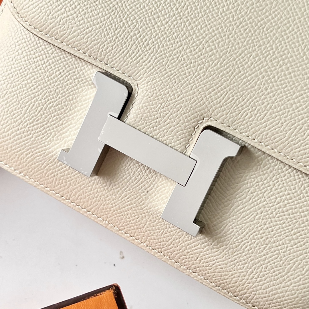 Hermes Constance 24cm Shoulder Bag In Beton Epsom Leather